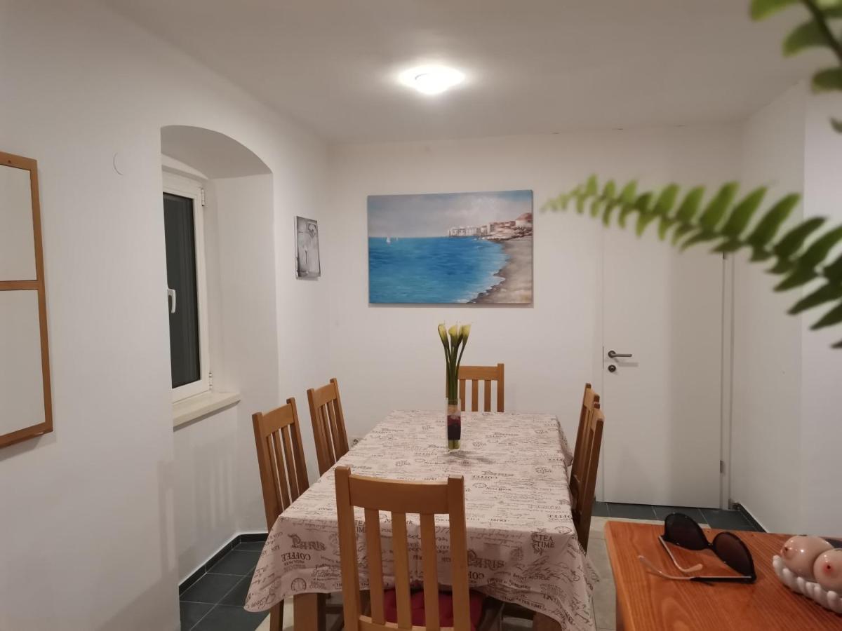 Diana Rooms And Apartment Split Ngoại thất bức ảnh